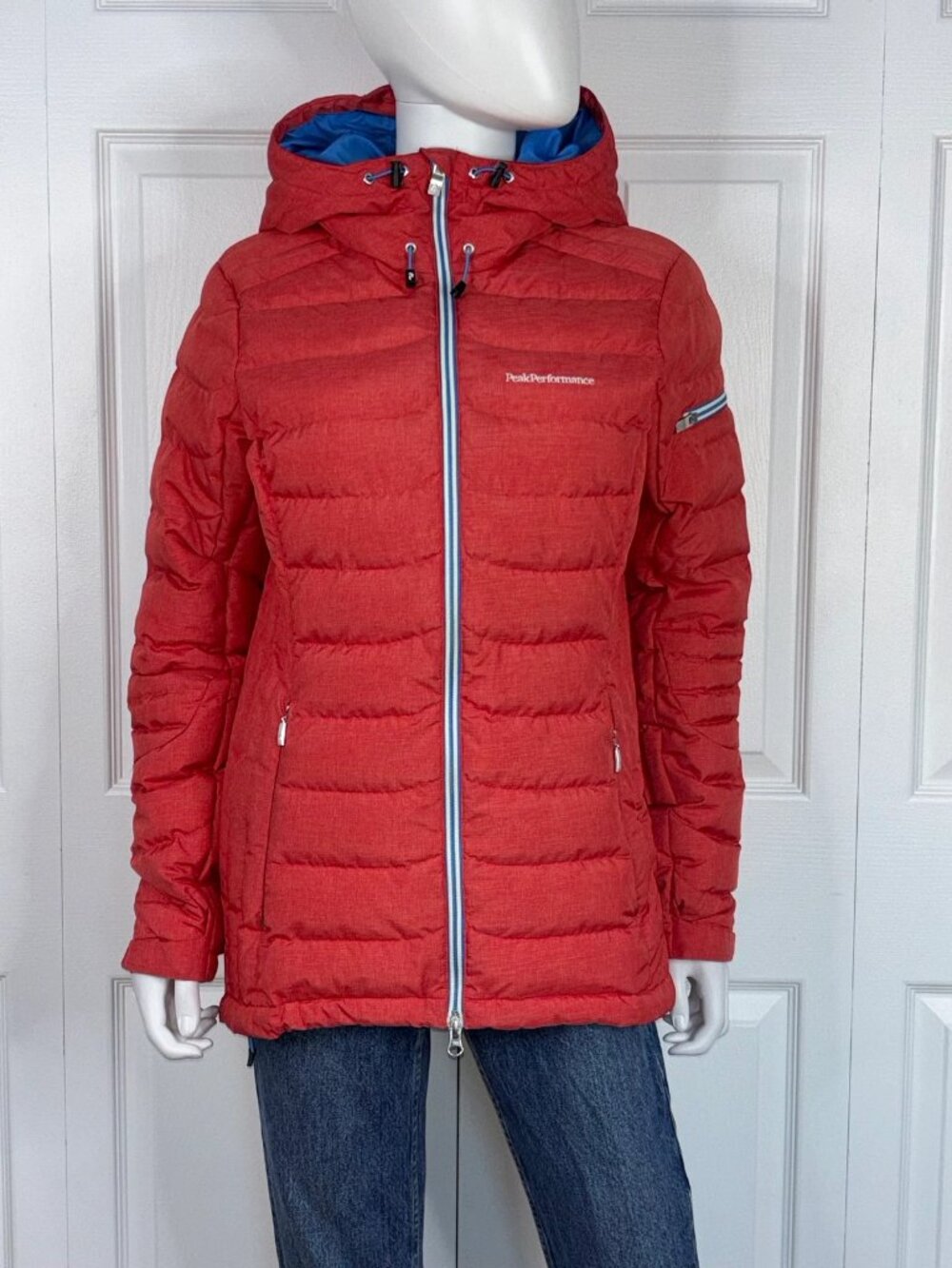 PEAK PERFORMANCE women's medium ski jacket